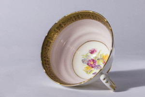 Cup without saucer